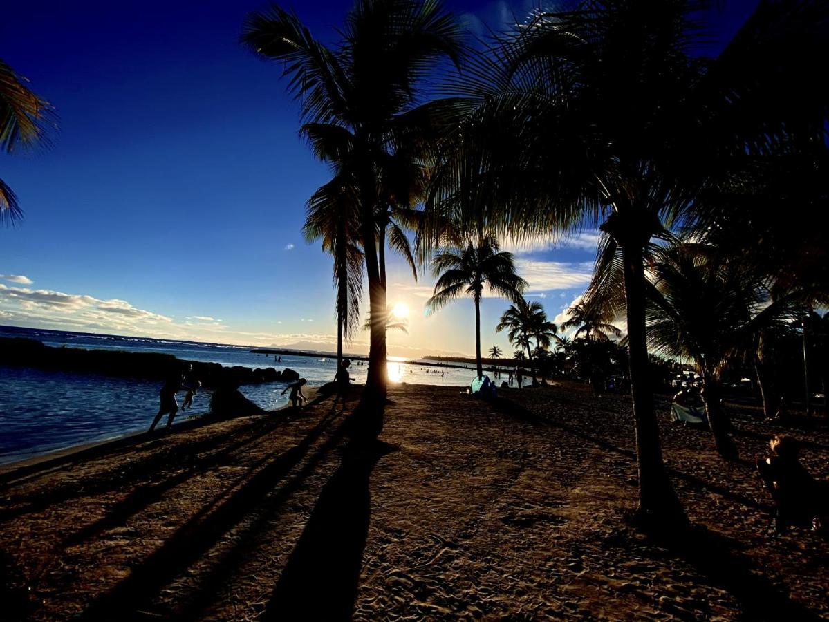 Le Paradis Zen 1Er Etage Et Rdc Vue Plage Et Mer Ste Anne サンタンヌ エクステリア 写真